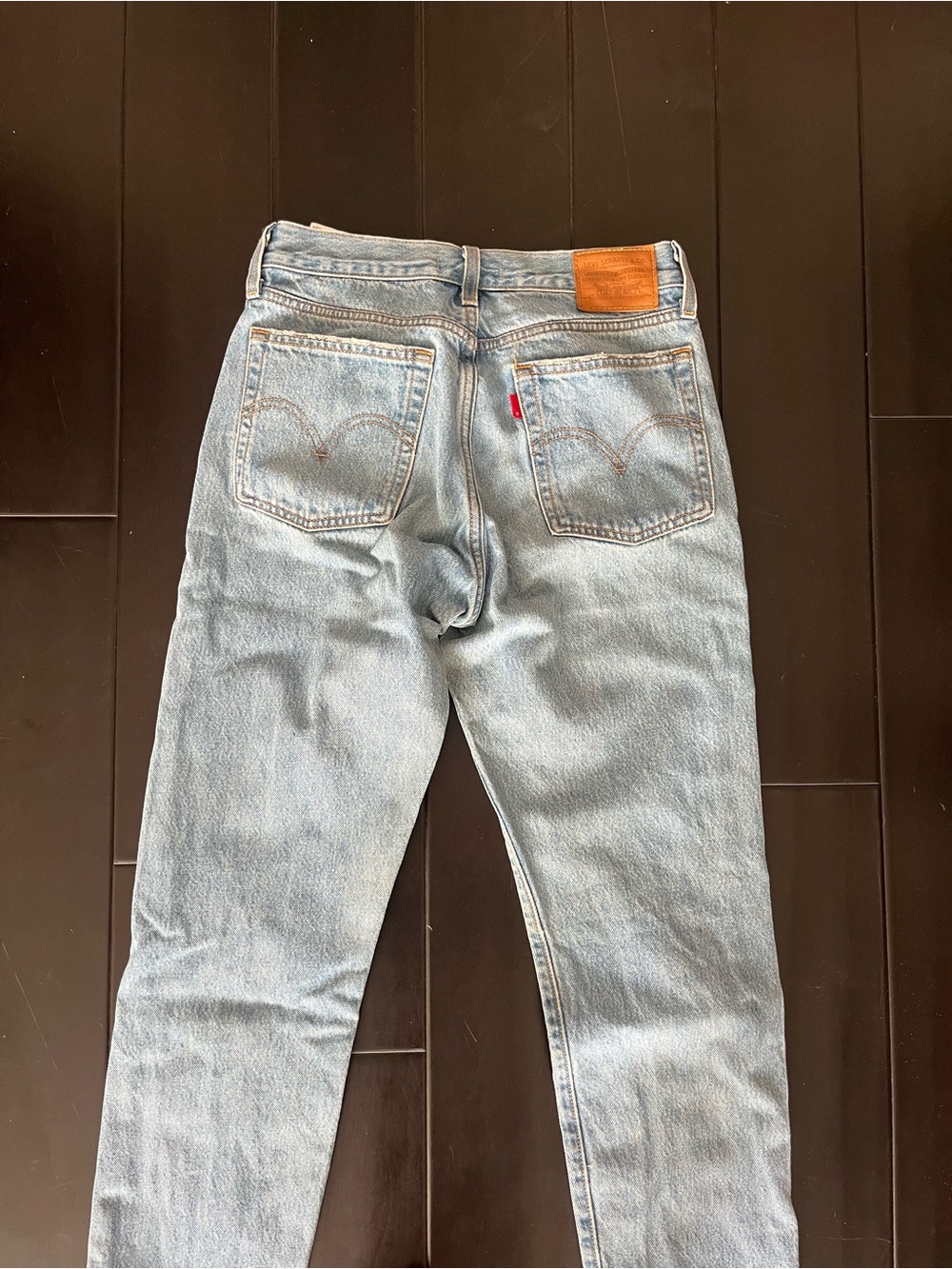 Levi's Light Wash Women’s Wedgie Straight Leg Jeans